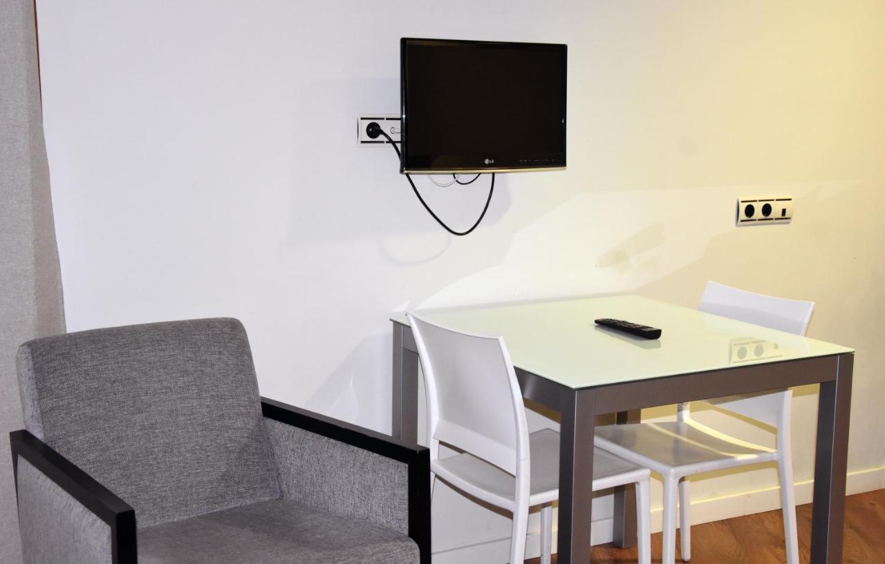 Hotel Y Apartamentos Snoe Isaba Ngoại thất bức ảnh
