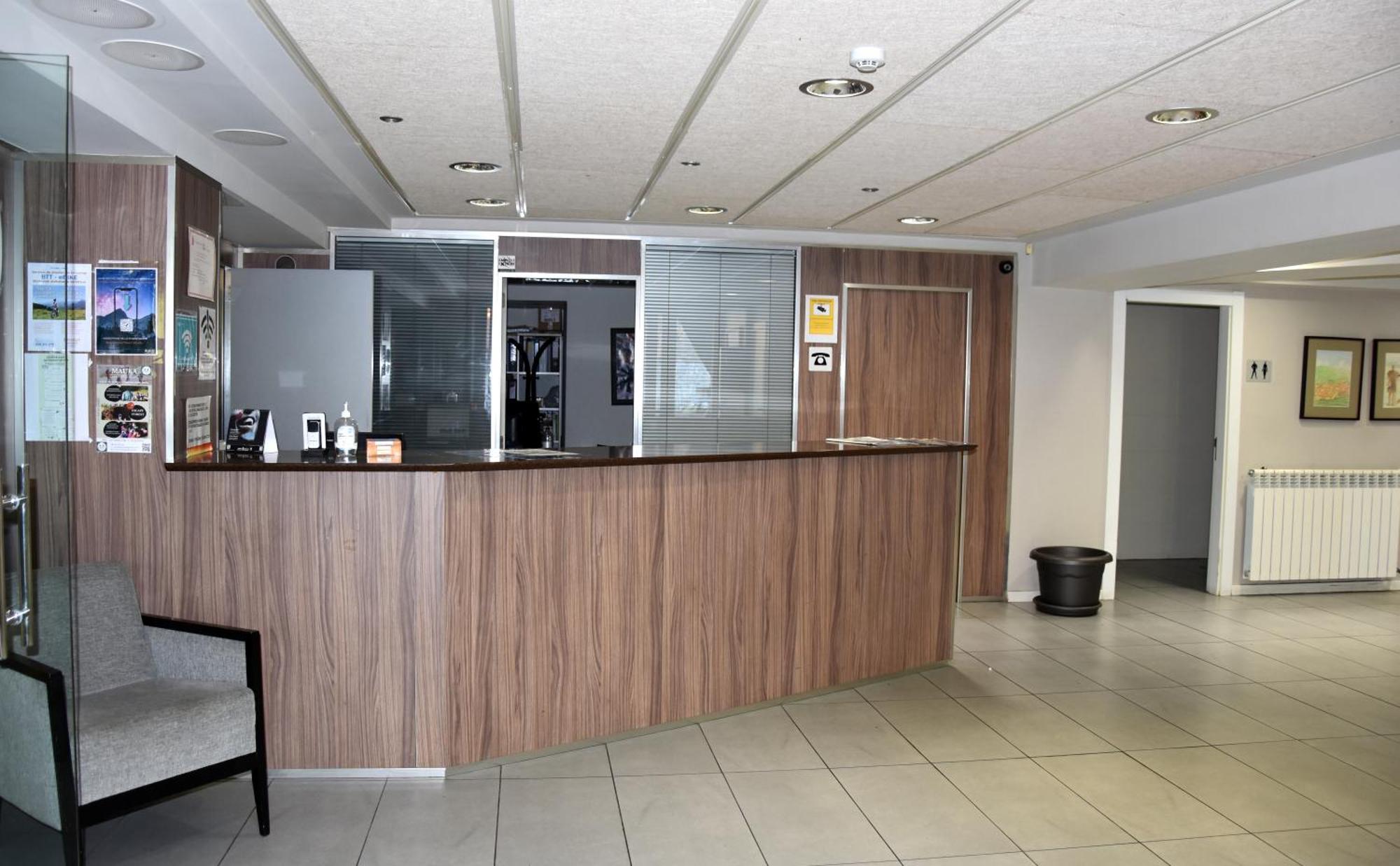 Hotel Y Apartamentos Snoe Isaba Ngoại thất bức ảnh