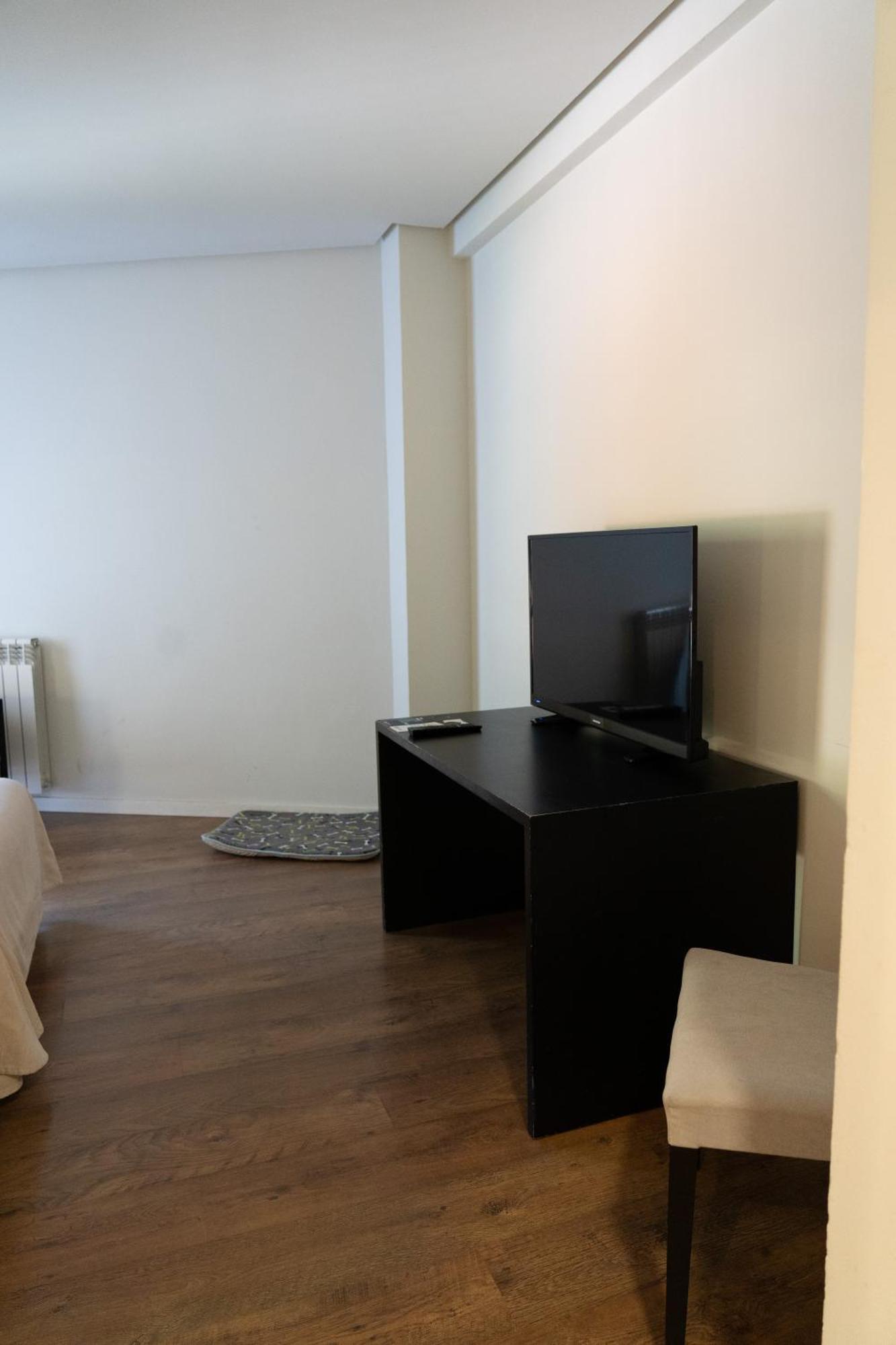 Hotel Y Apartamentos Snoe Isaba Ngoại thất bức ảnh